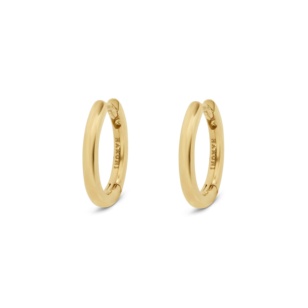 Gold Hoop Earrings: Classic Hoop Pair in 18k Yellow Gold